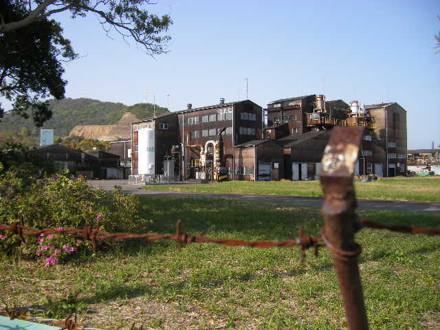 rusty-factory-hososhima.jpg